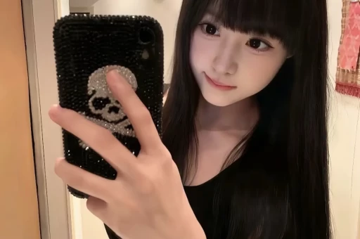 《MM131扒开❌狂揉❌喷水视频》免费观看